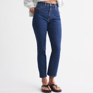 Curve Love Ankle Straight Ultra High Rise